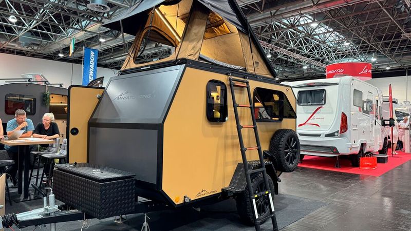 Der M23 ist das dritte Modell der Ingelheimer und zielt als geländetauglicher Wohnwagen auf Outdoor-Fans ab. (Bild: Michael Lennartz)