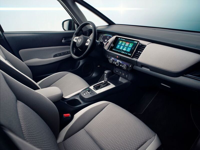 Für Komfort sollen die breiteren Vordersitze und eine in die Mittelkonsole integrierte Armlehne sorgen.  (Honda)