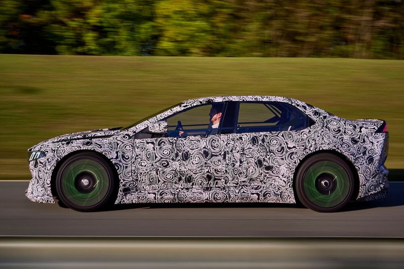 Das Konzeptfahrzeug wird nicht in Serie gehen, betont BMW. (Bild: Tom Kirkpatrick/BMW AG)