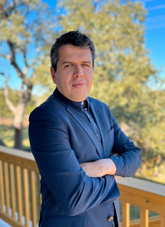 Omar Cruz ist Senior Manager Product Management bei Infineon.(Bild:  Infineon)