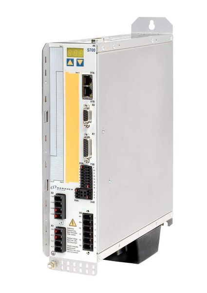 Bild 2: Die nächste Generation von Bewegungsplattformen nutzt den Kollmorgen-S700-AC-Servoantrieb, der die ethernetbasierten Kommunikationsformen Ethercat und Synqnet unterstützt. (Archiv: Vogel Business Media)