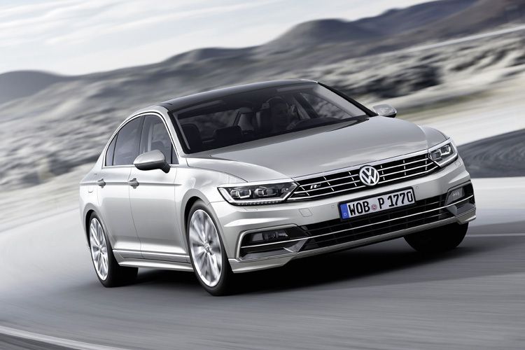 „Mittelklässler“ mit Premiumanspruch: Die achte Generation des VW Passat soll verstärkt im Revier der Premium-Platzhirsche Audi, BMW und Mercedes wildern. (Foto: VW)