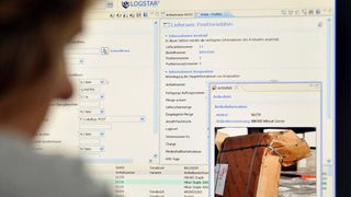 Direkt nach einer Schadenserfassung im Lager oder auf dem Lkw können die Mitarbeiter auf das Schadensprotokoll und die Fotos zugreifen. Anhand der Sendungsnummer kann dann genau verfolgt werden, ob Schäden bereits bei Anlieferung im Lager vorlagen. Bild: Pro Orga (Archiv: Vogel Business Media)