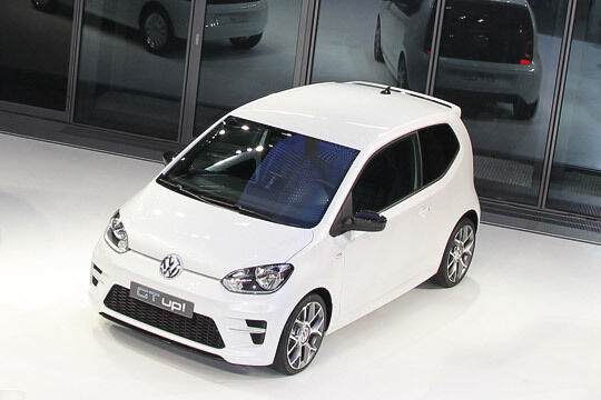 Eines der geplanten Modelle ist ein besonders sportlicher Ableger, ähnlich der bereits vorgestellten Studie GT. (VW)