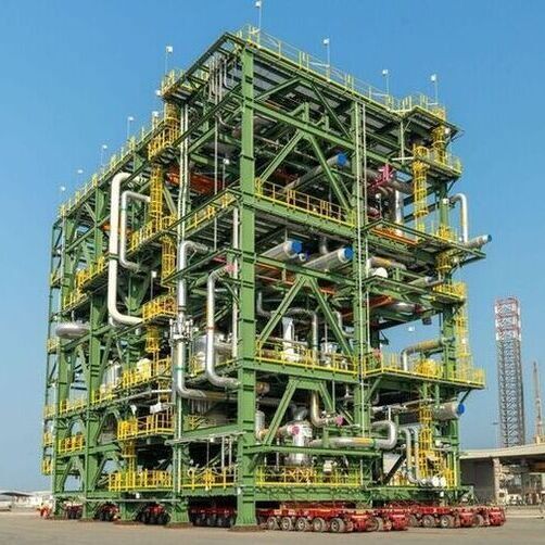 The heaviest and tallest unit – a Process Gas Cooling Module – weighed 2,464t and measured 38 meters long, 23 meters wide, and 32 meters high.(Source:  Mammoet)