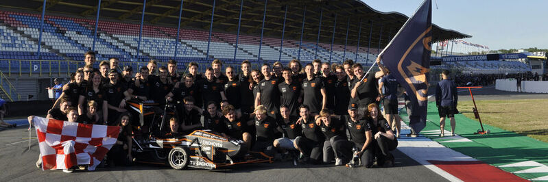 Racing Team Eindhoven leaving their mark on the Formula Student competition.