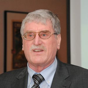 Fritz Kuckartz, Vorsitzender des ZDK-Ausschusses Wirtschaft, moderierte den Wirtschaftstreff.