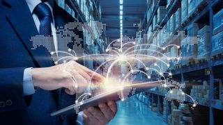 businessman-manager-using-tablet-to-plan-check-control-of-logistic-transportation-in-country-and-global-man-touch-point-of-city-connection-line-in-world-map-to-distribute-product-goods-at-warehouse-stockpack-adobe-stock-scaled (Quelle: somchaisom - Adobe Stock)