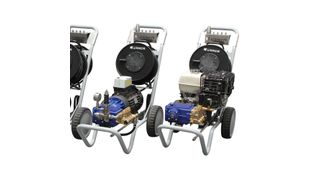 Für die Aufbewahrung des Hochdruck-Schlauchleitung steht eine am Aggregat angebrachte Schlauchtrommel zur Verfügung. (Uraca)