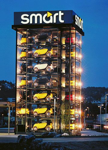 2014: 40 Standorte zählte Smart im Jahr 1999 in Deutschland, heute sind es 361. Darin sind 235 reine Servicestandorte enthalten und zehn exklusive Showrooms. (Foto: Daimler)