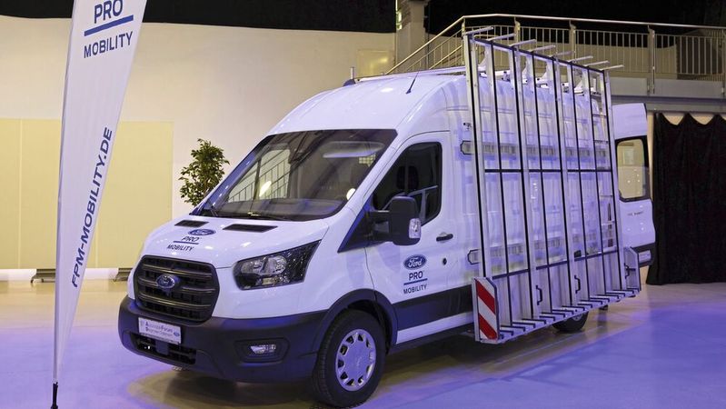 Ford will künftig in ganz Deutschland Gewerbekunden mit Spezialfahrzeugen mobil halten.(Bild:  Marc Bauer - dieLichtBUILDER Klamann & Bauer Fotografie GbR)