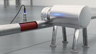 Der PAD20 schützt Pumpen vor dem Trockenlaufen, indem er Gasblasen in der Zuleitung erkennt. 
		
 (Bild: Baumer)