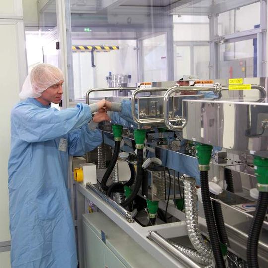 Neuer Reinraum in Aachen: Philips eröffnet eine OLED-Produktion und investiert 40 Mio. Euro(Gesamtmetall)