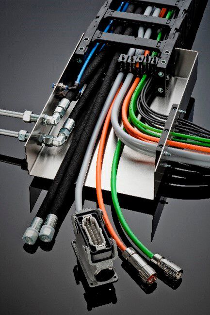 Die Helukabel-Tochter Sangel Systemtechnik erweitert das Portfolio der Gruppe um Kabelkonfektionen und vorgefertigte Systembaugruppen. (Bild:  Helukabel)