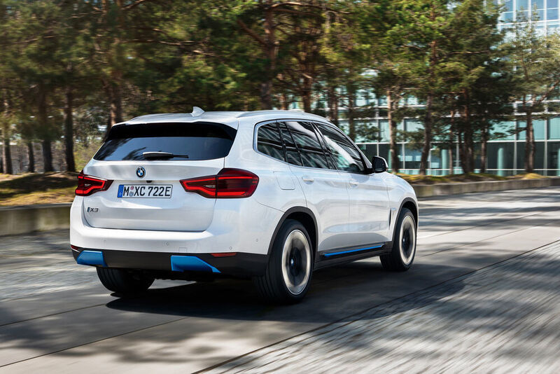 Der iX3 steht zugleich für eine neue Generation des E-Drive genannten Elektro-Antriebssystems von BMW, welches 2021 auch in dem Modellen i-Next sowie i4 zum Einsatz kommen soll.  (BMW)