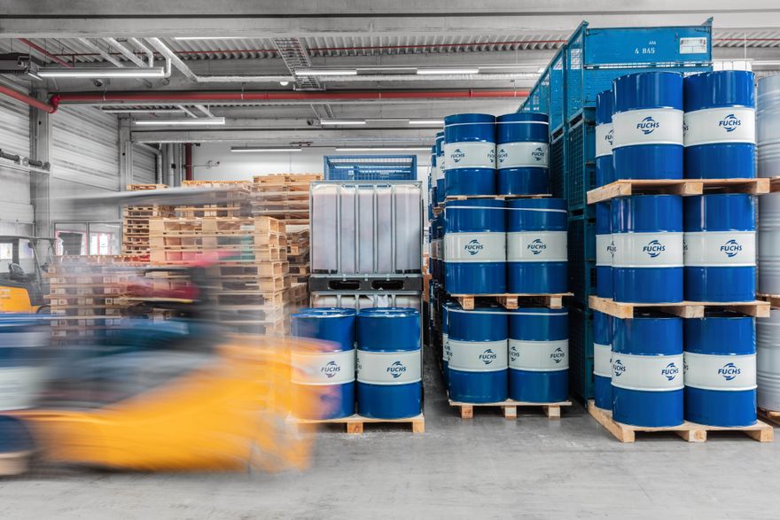 barrels-22-1-rgb-small (FUCHS LUBRICANTS GERMANY GmbH)