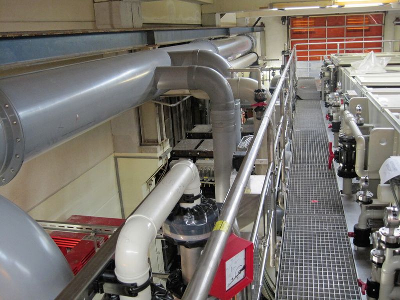 Blick in die Fertigung analoger Druckplatten von Agfa Graphics in Wiesbaden nach der Teilsanierung. (Bild: Agfa Gaevert)