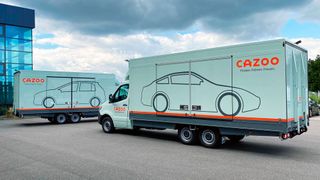 Online bestellt, vor die Haustür geliefert: Der britische Internet-Gebrauchtwagenhändler tut sich mit seinem Geschäft in Kontinentaleuropa schwer und prüft den Rückzug. (Bild: Cazoo)