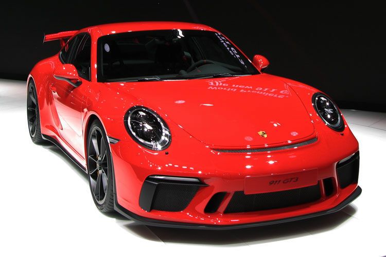Zudem hat Porsche die GT3-Version des 911 aufgefrischt. (Seyerlein /»kfz-betrieb«)