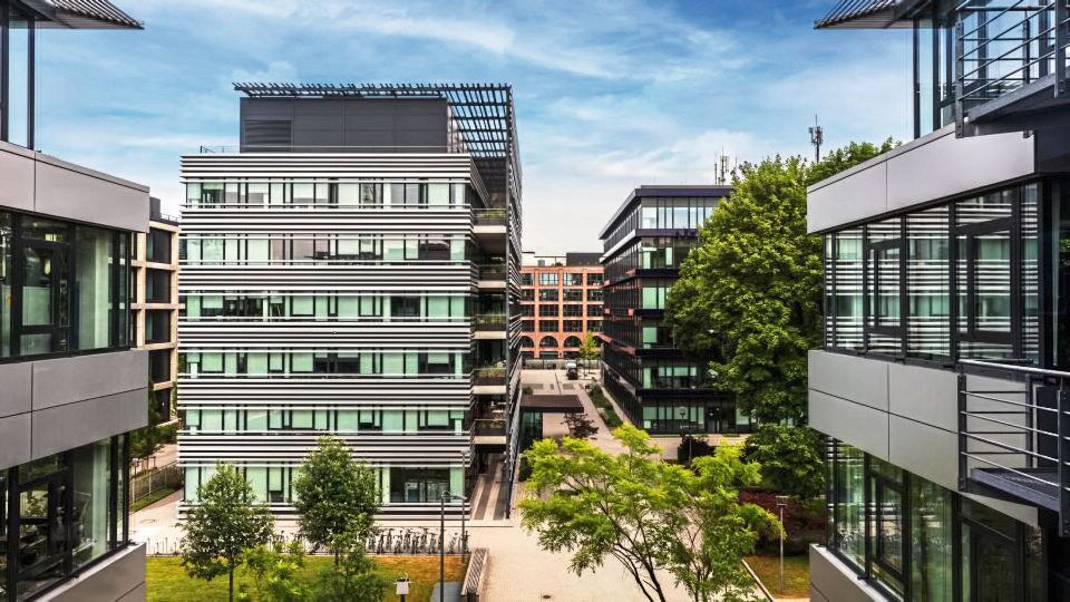 Rohde & Schwarz durchbricht 3-Milliarden-Marke