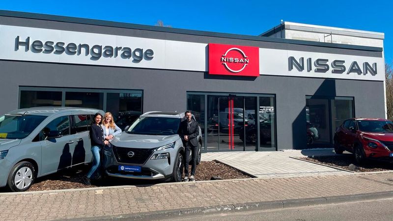 Zur Hessengarage in Frankfurt gehört jetzt ein Nissan-Showroom. (Bild: Nissan)