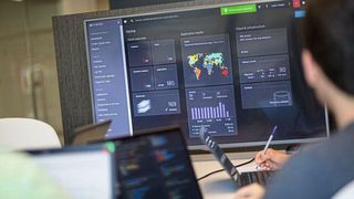 KI-gestützte Observability senkt das Risiko von Ausfällen, erleichtert die Wartungsplanung und stärkt die Transparenz der Lieferketten. (Bild: Dynatrace)