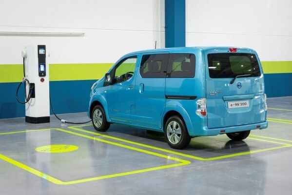 Der elektrische Kleintransporter Nissan e-NV200 verbindet das Beste aus zwei Welten (Nissan)