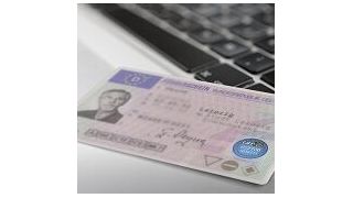 Der DKV Euro Service bietet seinen Kunden eine elektronische Führerscheinkonrolle an. (Bild: DKV Euro Service)