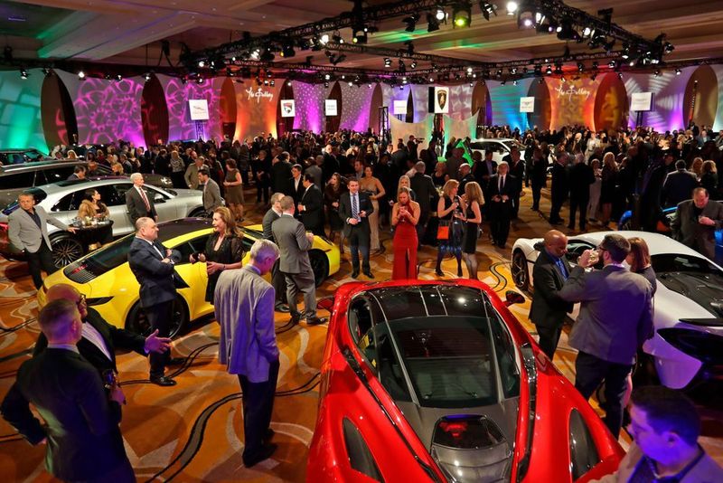 Und an schnitten Fahrzeugen mangelt es ebenso wenig, ... (NAIAS)