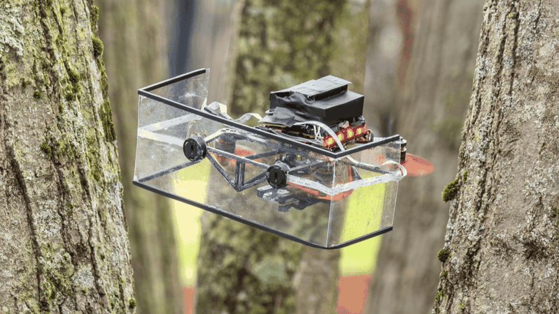 Ein Forschungsteam des WPI zeigt, dass Ultraschallsensoren und KI es winzigen Drohnen ermöglichen, unter schwierigen Bedingungen und mit begrenzter Nutzlast zu navigieren.(Bild:  WPI)