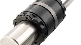 Thomson Super Smart Linearlager nutzen modernste Technologie. Diese Lager sind vollständig selbstjustierend, verfügen über zwei Kugelumlaufführungen und bieten Tragzahlen bis 30.000 N. (Bild: Thomson)