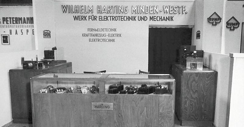 Erster Messestand von Harting auf der Hannover Messe 1947. (Harting)