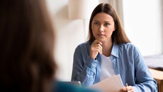 Gehaltsverhandlungen wollen gut vorbereitet sein. Was man sich dabei vom Tango abschauen kann? Das lesen Sie in den Tipps. (Bild: fizkes - stock.adobe.com)