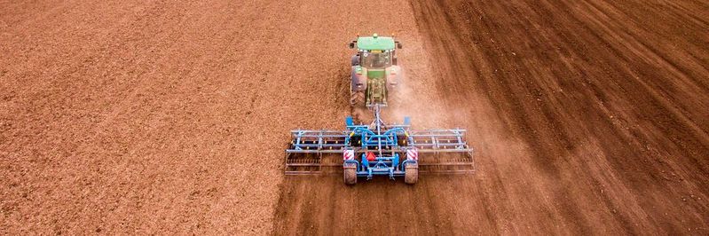 Bodenfeuchtigkeitsdaten werden weltweit zu einem Schlüsselbestandteil nachhaltiger Anbauprogramme, da die Produzenten mit immer unregelmäßigeren Wetterbedingungen und trockeneren Vegetationsperioden zu kämpfen haben. (Bild:  gemeinfrei /  Pixabay)