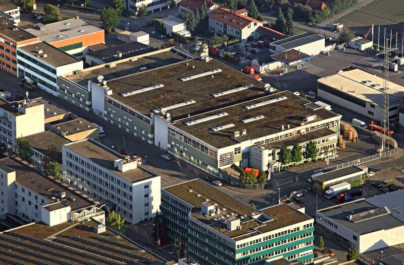 Bild 16: Heute wird im Stuttgarter Kabelwerk vor allem nach kundenindividuellen Wünschen gefertigt (Bild: Lapp)