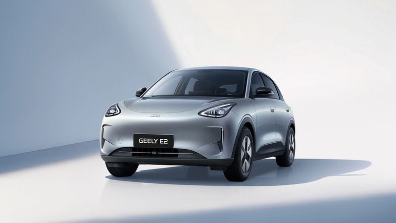 Das Design des gut 4,1 Meter langen Hatchbacks ist gefällig. (Bild: Geely)