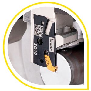 Iscars Swissgrip-Linie überzeugt beim werkstoffsparenden Abstechen von Kleinteilen auf Langdrehern und Mehrspindlern mit kleinen Maschinenräumen.(Bild:  Iscar)