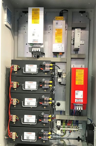 KTS bezeichnet die aktiven Energiemanagementsysteme der Michael Koch GmbH mit Spitzenleistungen bis weit über 100 kW und bis 1,8 MJ Energie. (Koch)