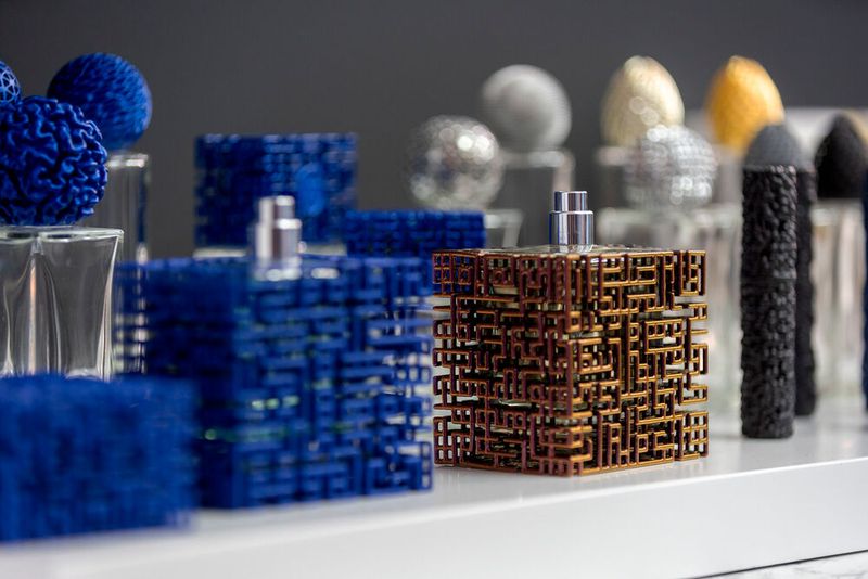 HP zeigt, dass der 3D-Druck auch im Kosmetiksegment mehr und mehr zum Einsatz kommt. (Bild: S. Human/VCG)