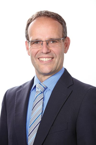 Dr. Christoph Dietrich, leitender Geschäftsführer von Tesa Scribos: „Wir bieten für jede Verpackung die passende Sicherheitslösung.“ (Bild: Tesa Scribos)