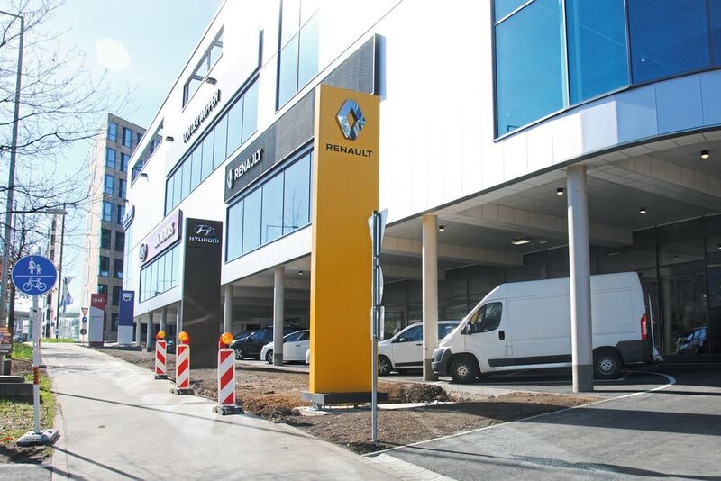 Marken von zwei Konzernen: Neben Renault, Dacia und Alpine sind im Mehrmarkenhaus auch Kia und Hyundai vertreten. (Baeuchle/»kfz-betrieb«)