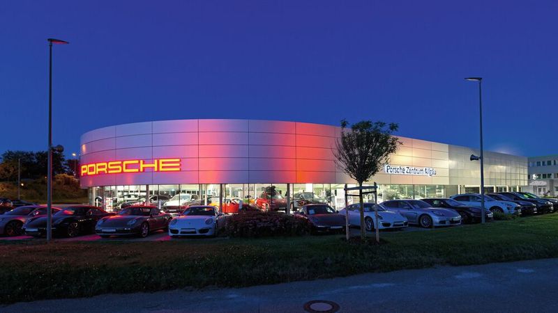 Das Porsche-Zentrum Allgäu der Seitz-Gruppe. Das Porsche-Zentrum Allgäu der Seitz-Gruppe.