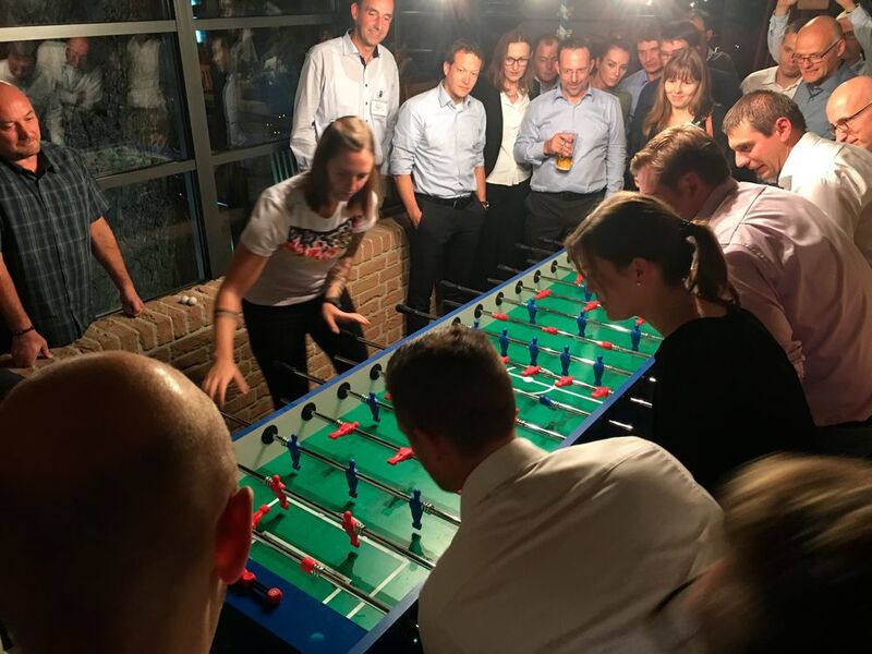 Tischkickerturnier am Abend des ersten Kongresstages (Process)