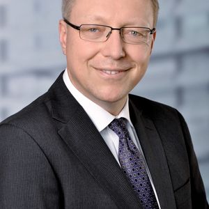 Michael Sauter von PTC : „Das sogenannte Internet der Dinge wird Industrien wie die Energie-, die Gesundheits- oder die Logistikbranche von Grund auf verändern.“(Bild:  PTC)