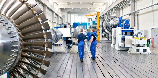 Die Bestellungen aus dem Maschinen- und Anlagenbau wachsen, berichtet Online-Fertiger Facturee. (Bild:  ©industrieblick - stock.adobe.com)