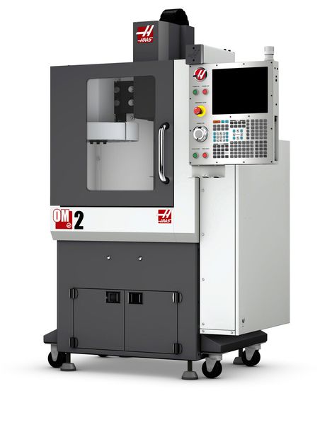 Für filigranes Bearbeiten zeigt Haas sein kleinstes Modell OM-2A auf der Moulding Expo. (Bild: Haas)