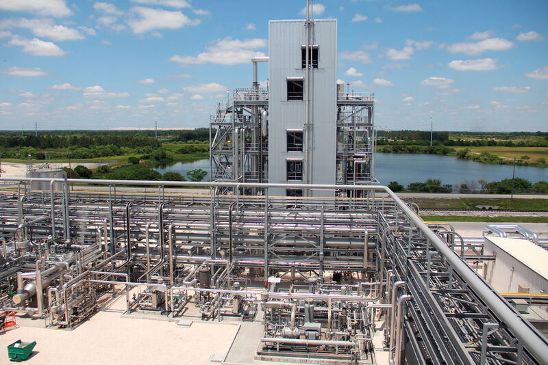 WDP is an advanced technology for producing cleaner energy and chemicals from coal and other high-sulfur feedstocks by enabling sulfur-containing gas streams to be cleaned at elevated temperatures. (RTI)