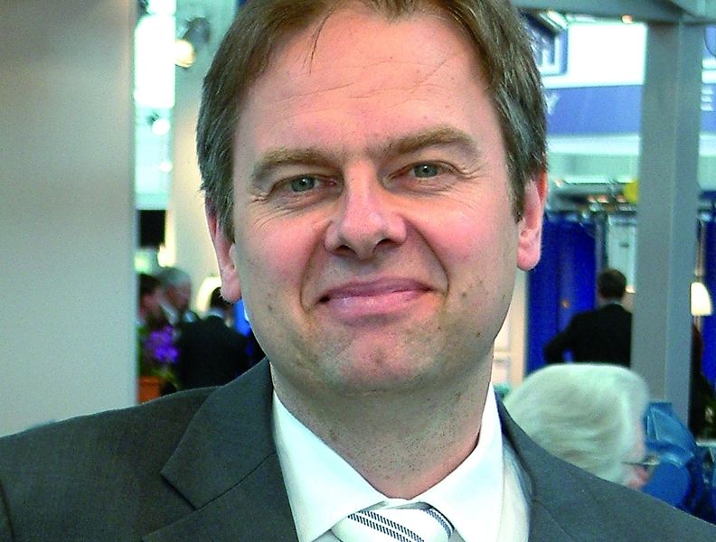 „Das richtige Zusammenspiel der einzelnen Komponenten ist ein wichtiger Faktor zum energieeffizienten Betrieb der Gesamtanlage“, sagt Wolf D. Meier-Scheuven, Geschäftsführer von Boge Kompressoren.  Bild: Fladerer (Archiv: Vogel Business Media)