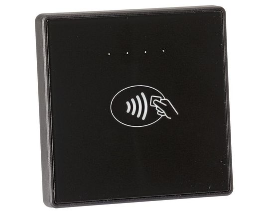 KarL4: das Kastenlesegerät erlaubt die Zahlung mit der „girocard kontaktlos“(Bild:  Garz & Fricke)