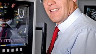 „Die Schleifsoftware muss das technologisch notwendige Wissen, das zur Herstellung komplexer und hochgenauer Werkzeuge erforderlich ist, dem Anwender zur Verfügung stellen“, erläutert Dr. Stefan Brand, Geschäftsführer der Vollmer Werke Maschinenfabrik GmbH in Biberach. Bild: Vollmer (Archiv: Vogel Business Media)